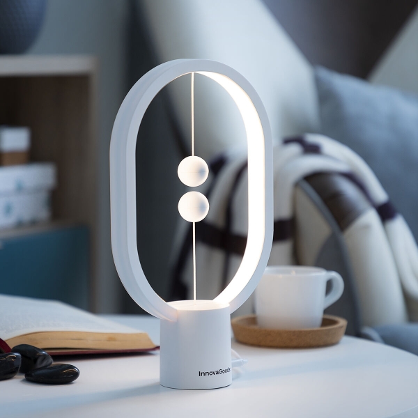 Vyvažovací lampa s magnetickým vypínačem