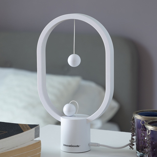 Vyvažovací lampa s magnetickým vypínačem