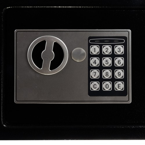 Bezpečnostní trezor s elektronickým kódem a klíčem