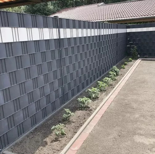 Velmi pevná plotová páska 450g/m² pro plotový plot + klopy (antracitová)