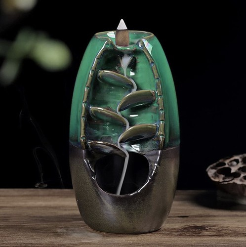 Keramický vonný krb s vodopádem zpětného proudění